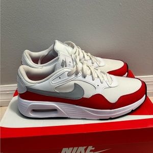 Men’s Shoes. Nike. Size 11.